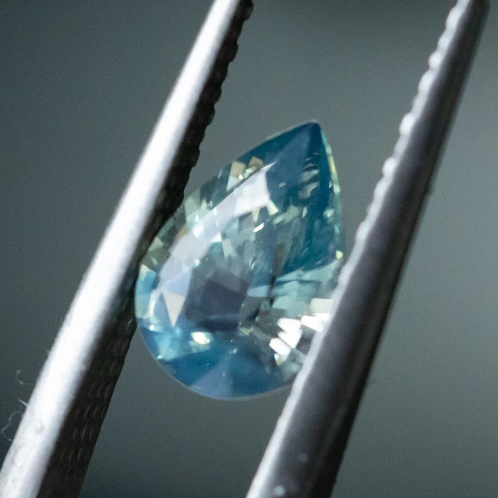 2.07CT MADAGASCAR PEAR SAPPHIRE, UNTREATED, PARTI LIGHT BLUE GREEN, 9.34X6.6X4.88MM