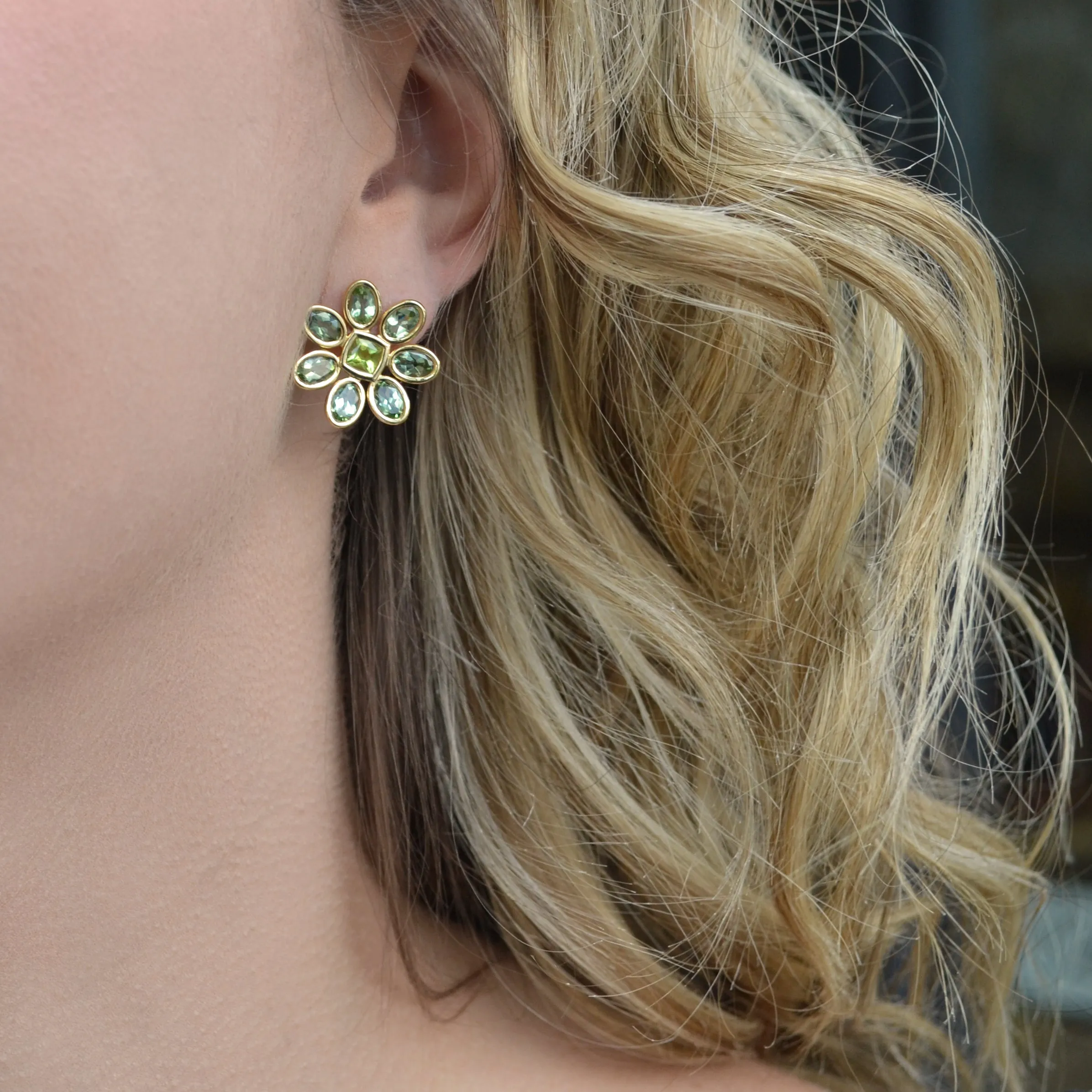 A & Furst - Fiori - Button Earrings with Mint Tourmaline and Peridot, 18k Yellow Gold