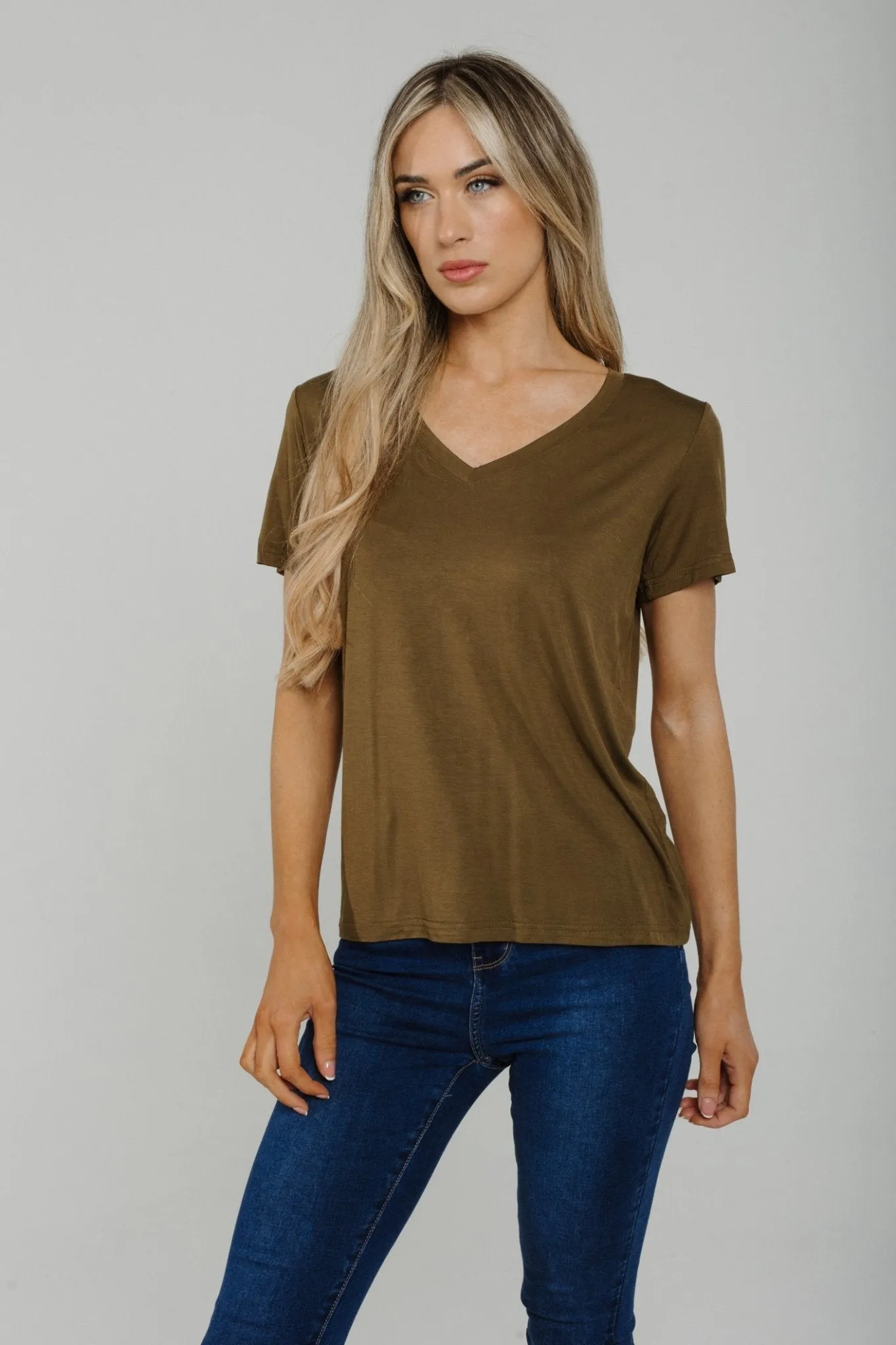 Ally V-Neck T-Shirt In Khaki