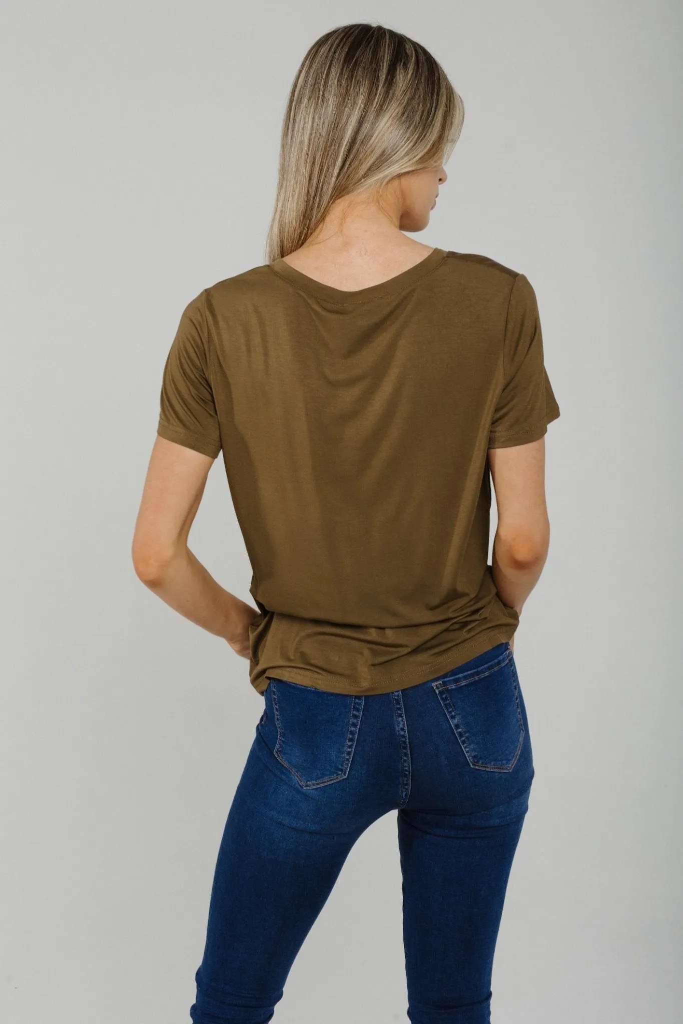 Ally V-Neck T-Shirt In Khaki