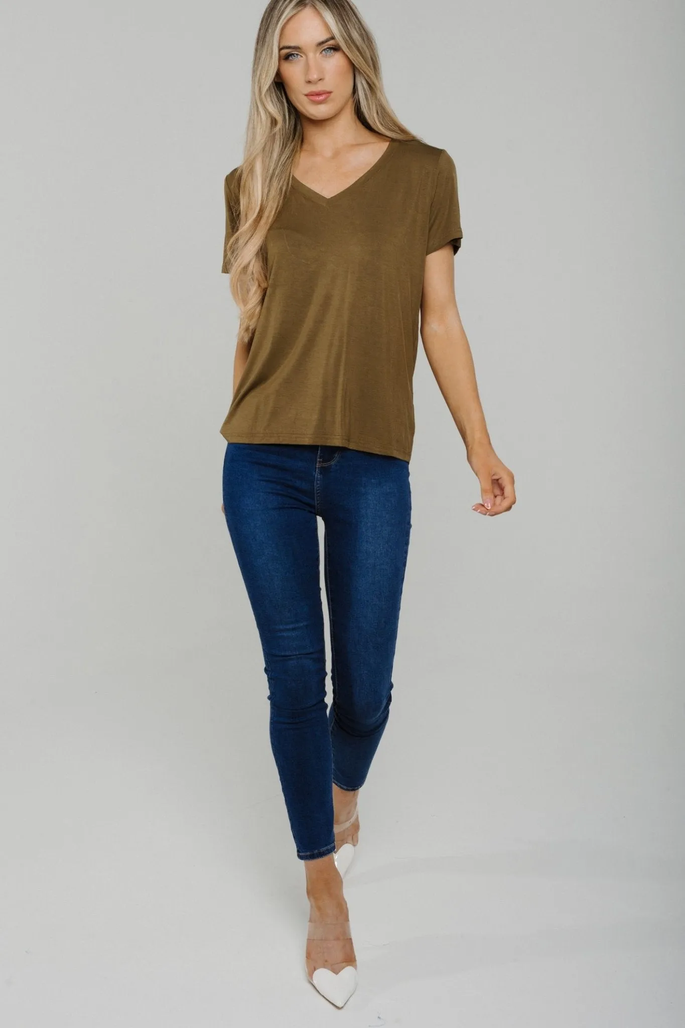 Ally V-Neck T-Shirt In Khaki