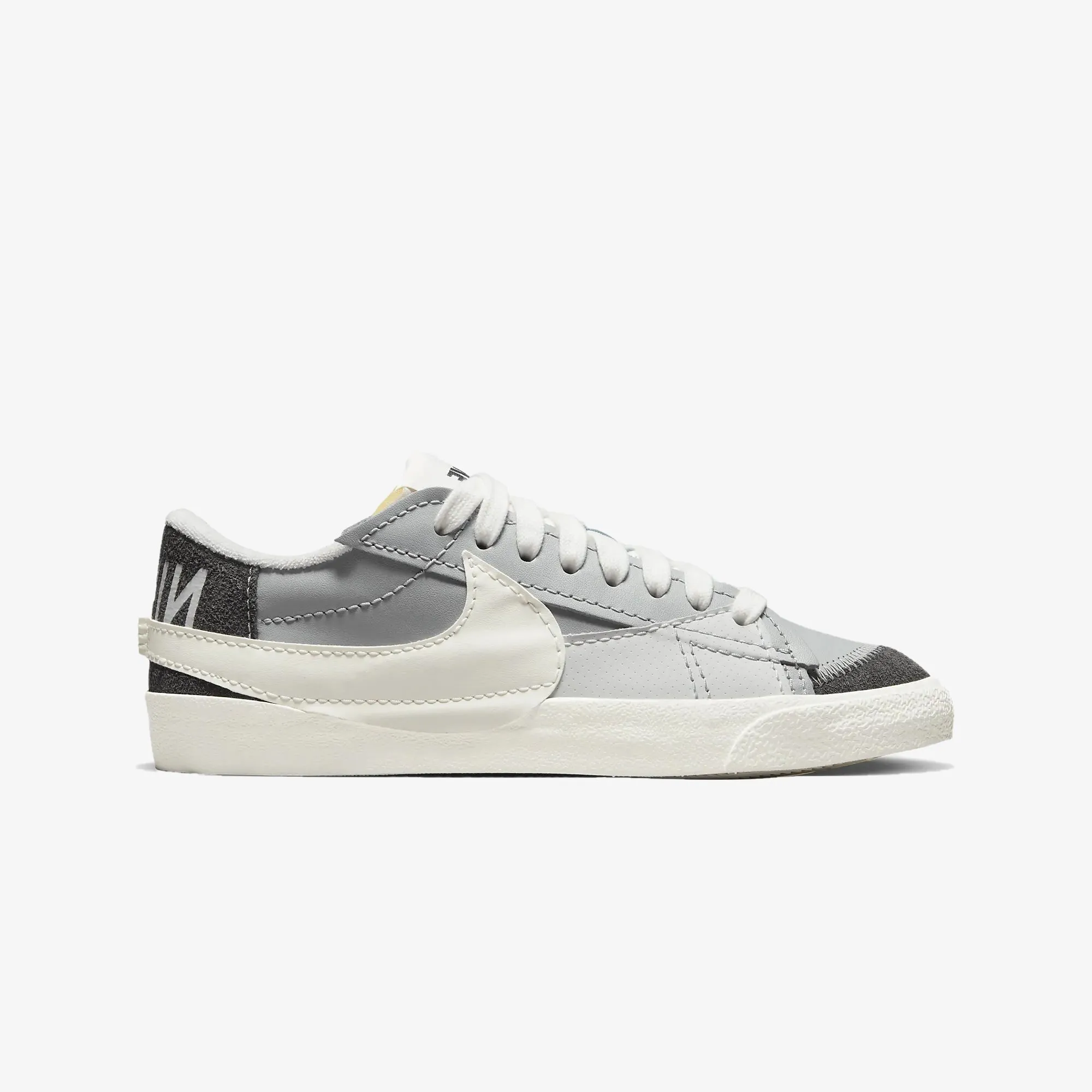 BLAZER LOW '77 JUMBO SE 'LT SMOKE GREY/SAIL-PHOTON DUST'