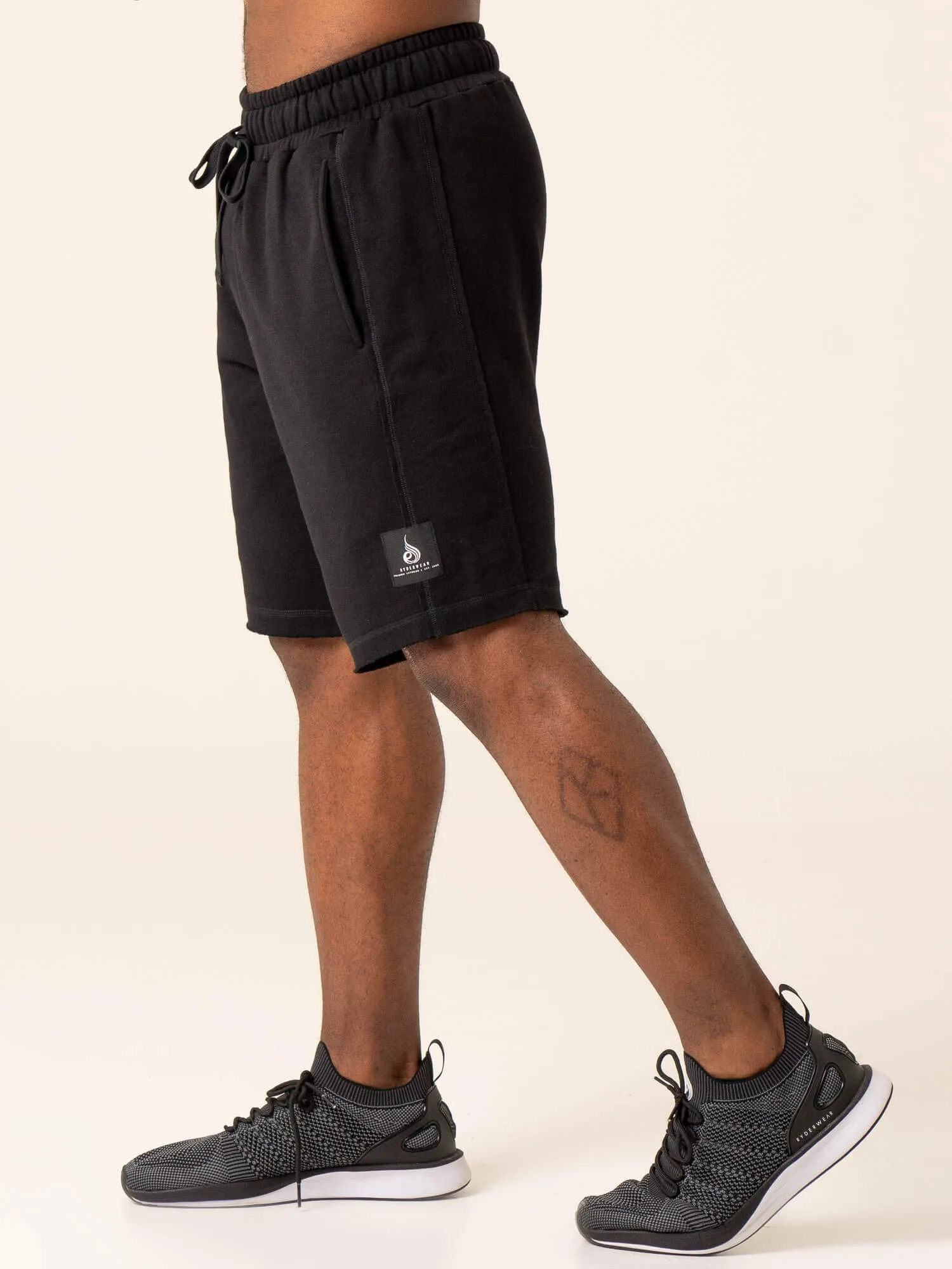 Dynamic Track Short - Black