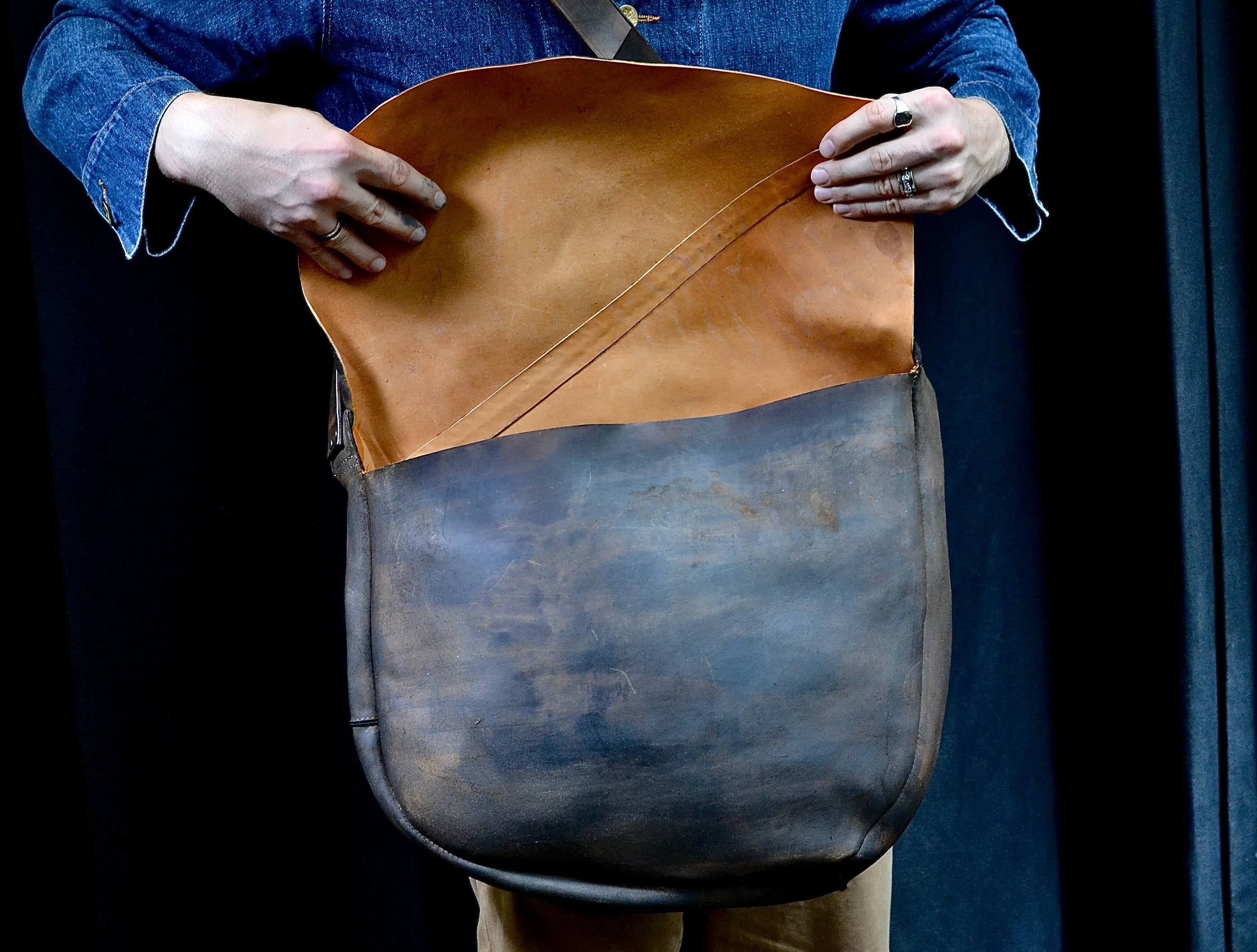 Gaucho Bag  | brown | rev cordovan