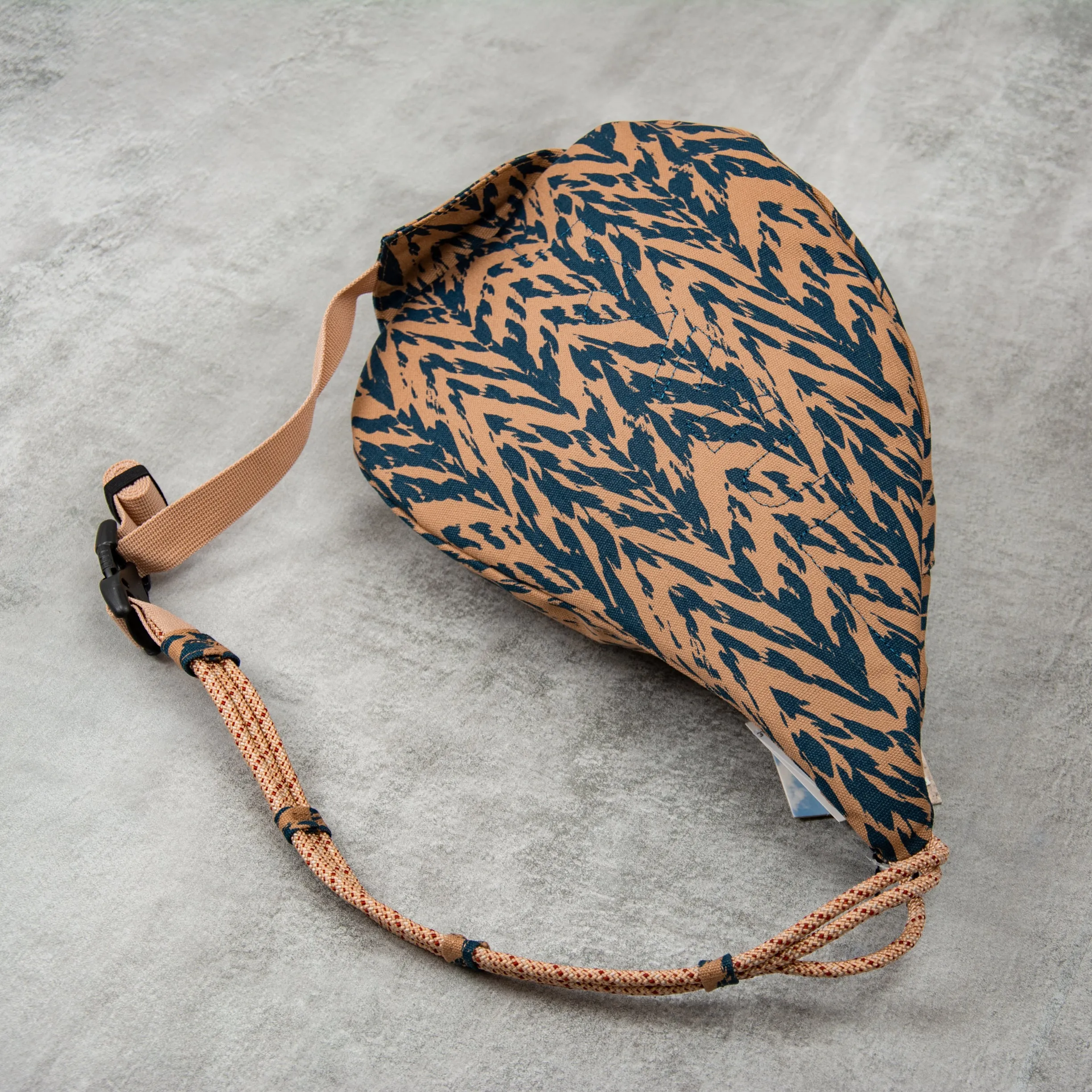 KAVU Mini Rope Bag - Chevron Shore