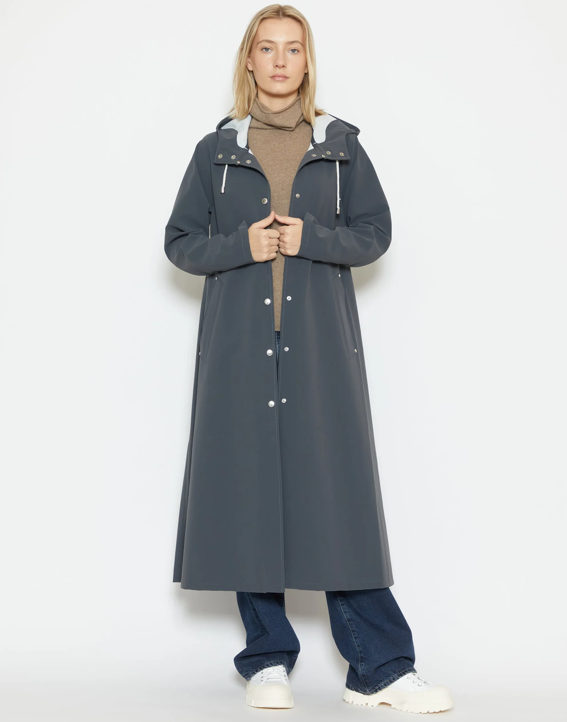 Matte Charcoal Long Moseback Raincoat