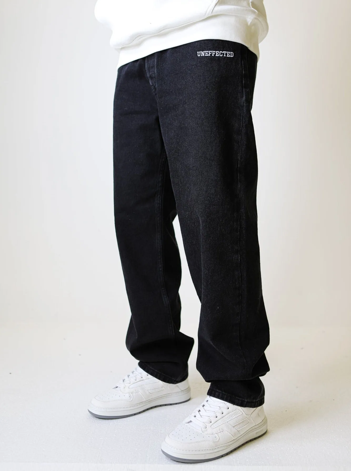 Wide Fit Logo Signature Black Denim - UF3994