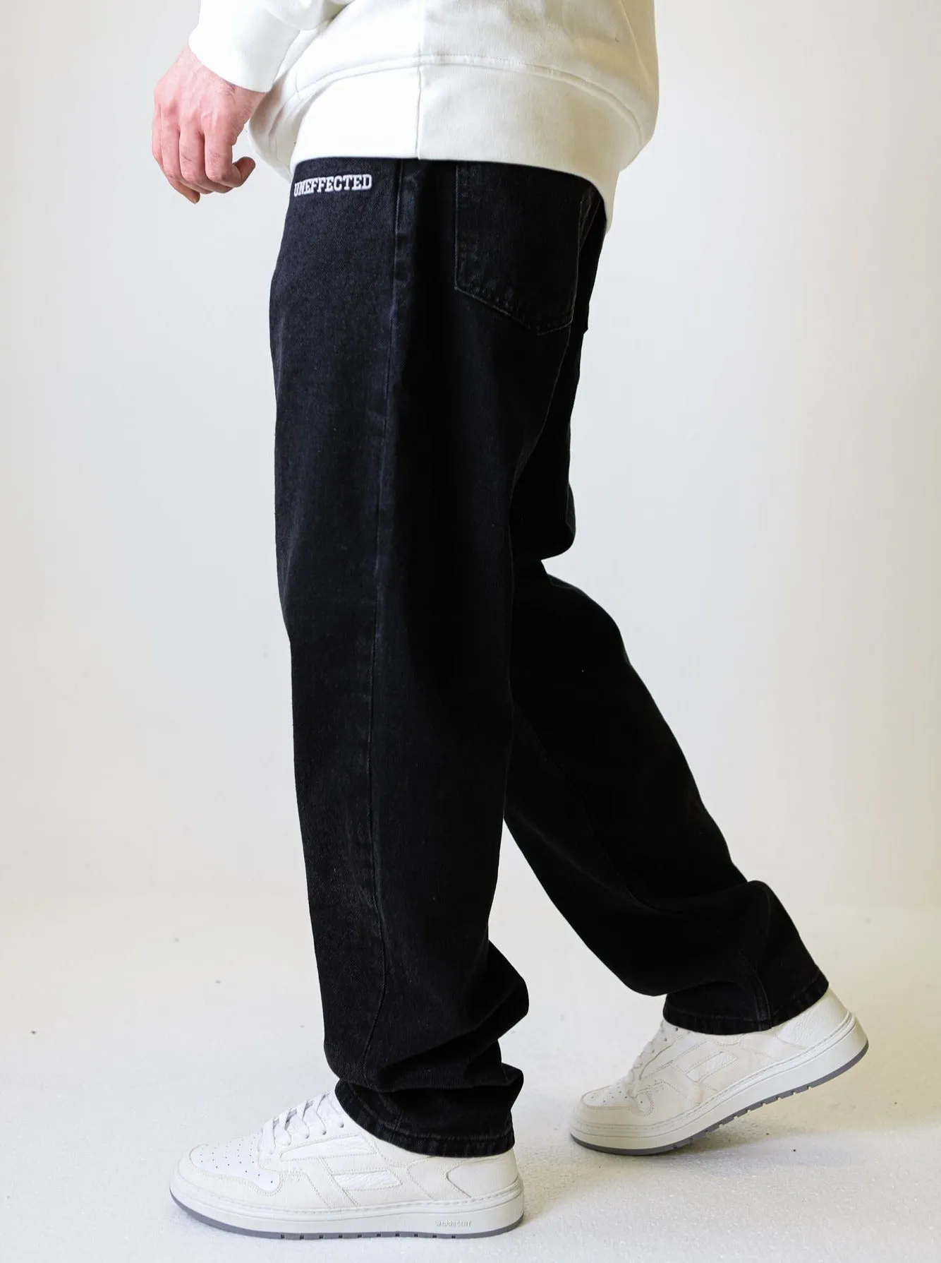 Wide Fit Logo Signature Black Denim - UF3994